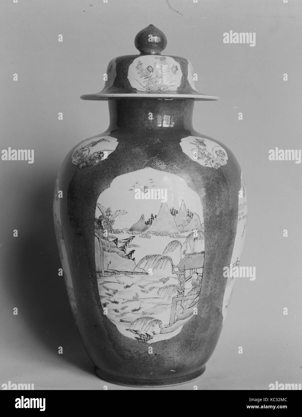 Covered Jar, Qing dynasty (16441911), Kangxi period (16621722), China