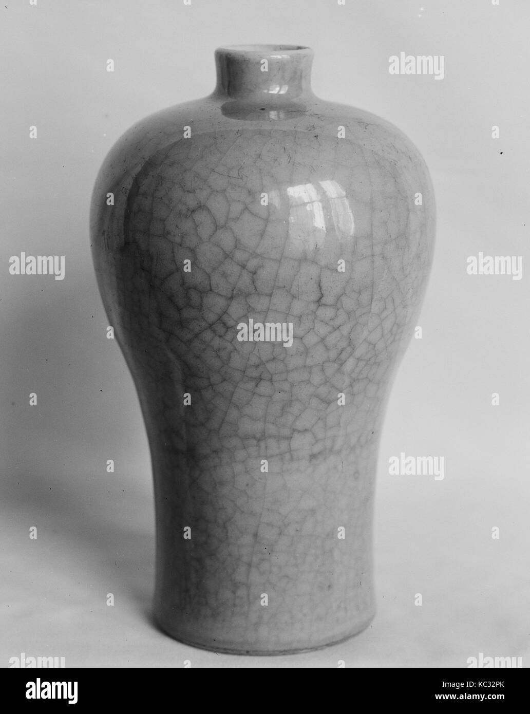 Vase in Meiping Shape, Qing dynasty (16441911), 19th century, China