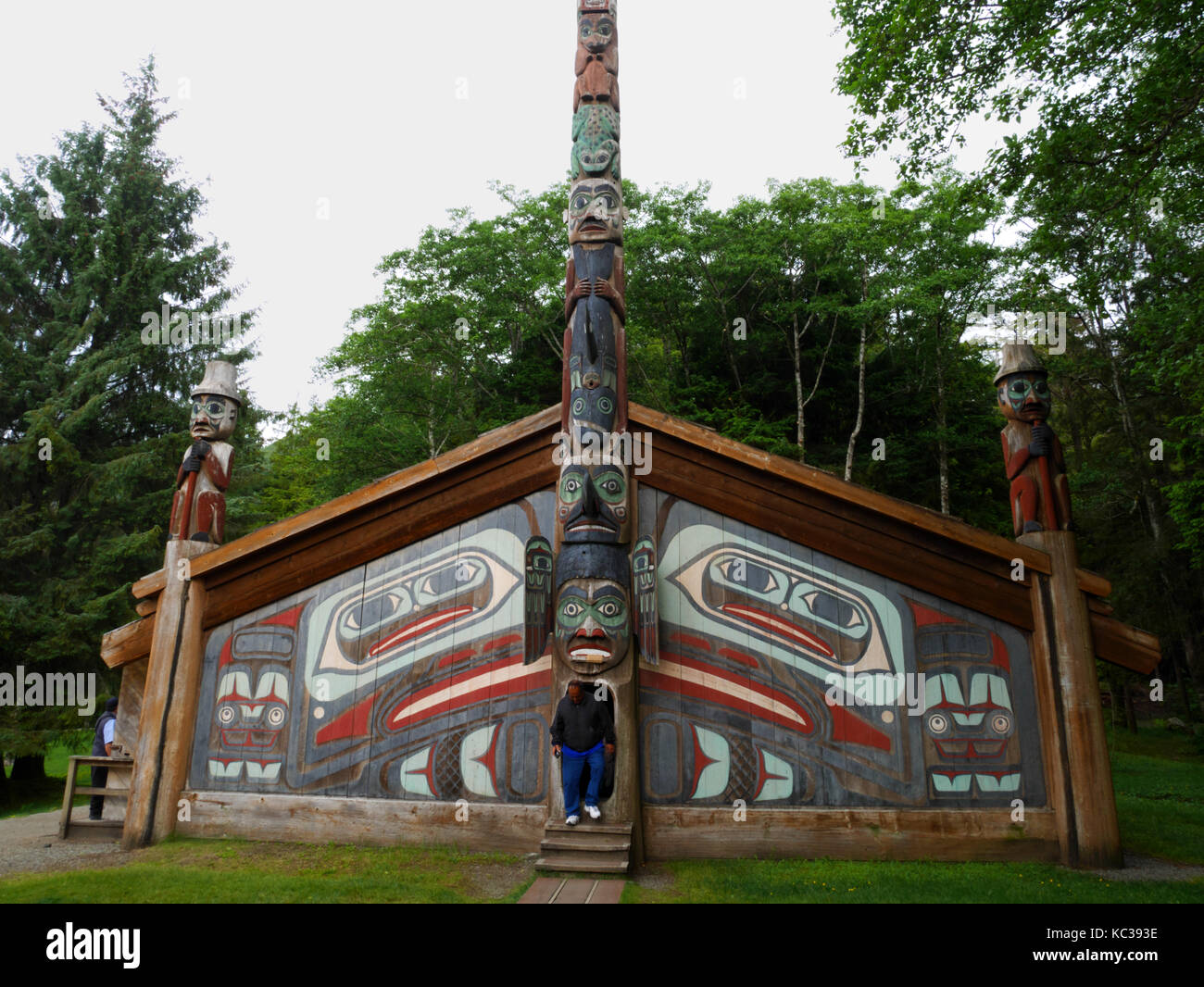 Clan House, Totem Bight State Historical Park, Ketchikan, Alaska, USA. Stock Photo
