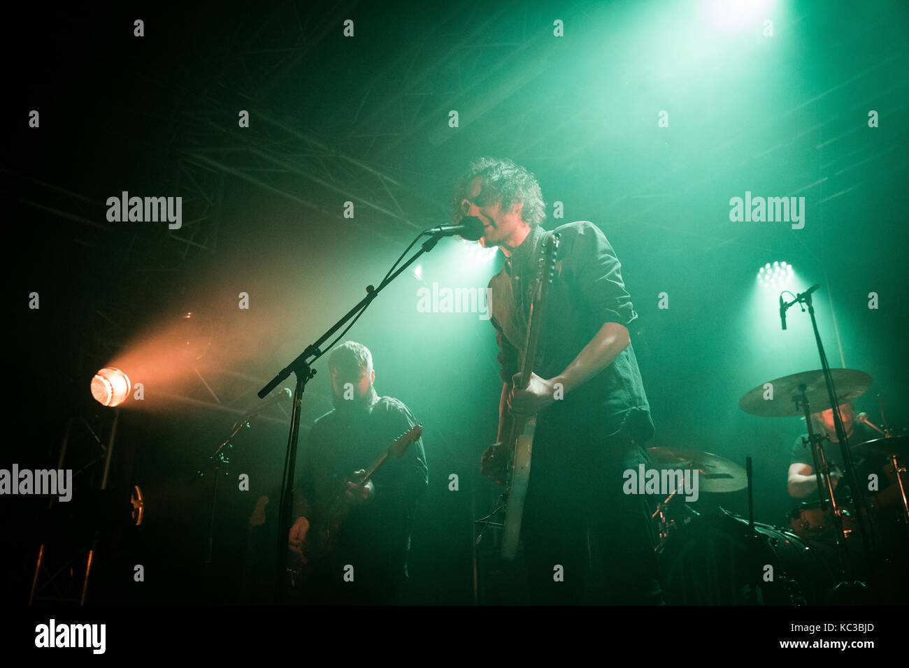 The Norwegian noise rock band The Megaphonic Thrift performs a live concert at Kvarteret in