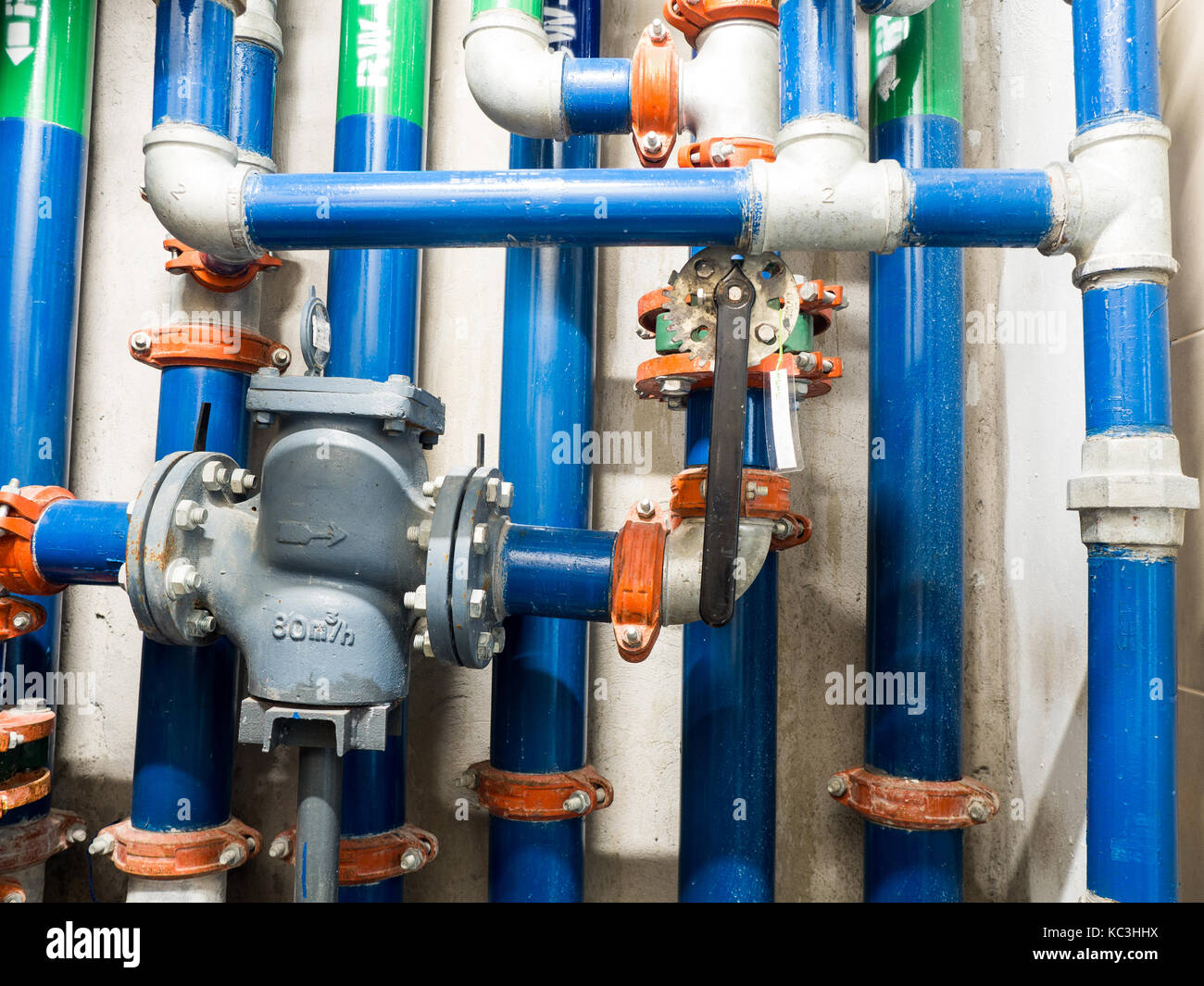 Water pipe, clean watering and wastewater in the building construction