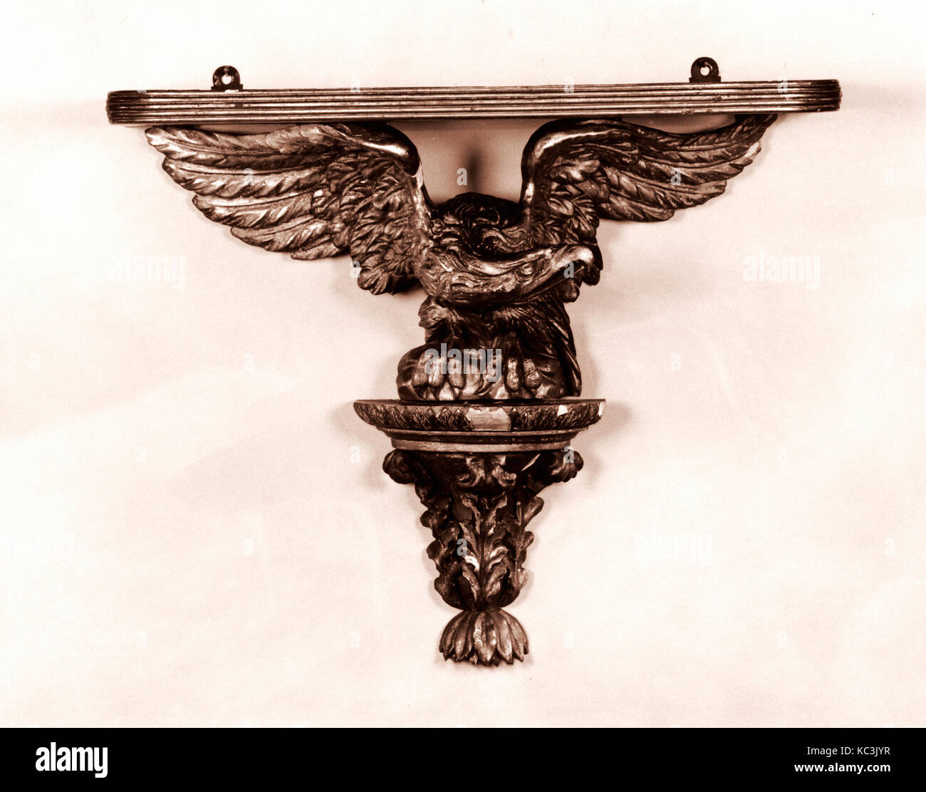 Wall Bracket, 1810–20, Possibly made in England; Possibly made in United States, American or British, Gilt gesso, pine, 15 x 18 Stock Photo
