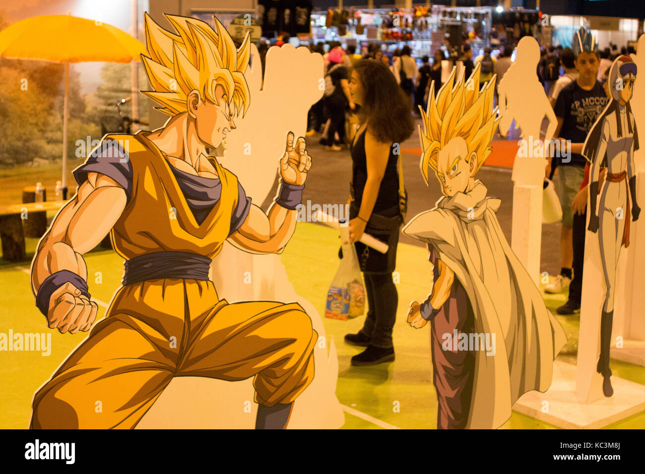 Super saiyan hi-res stock photography and images - Alamy