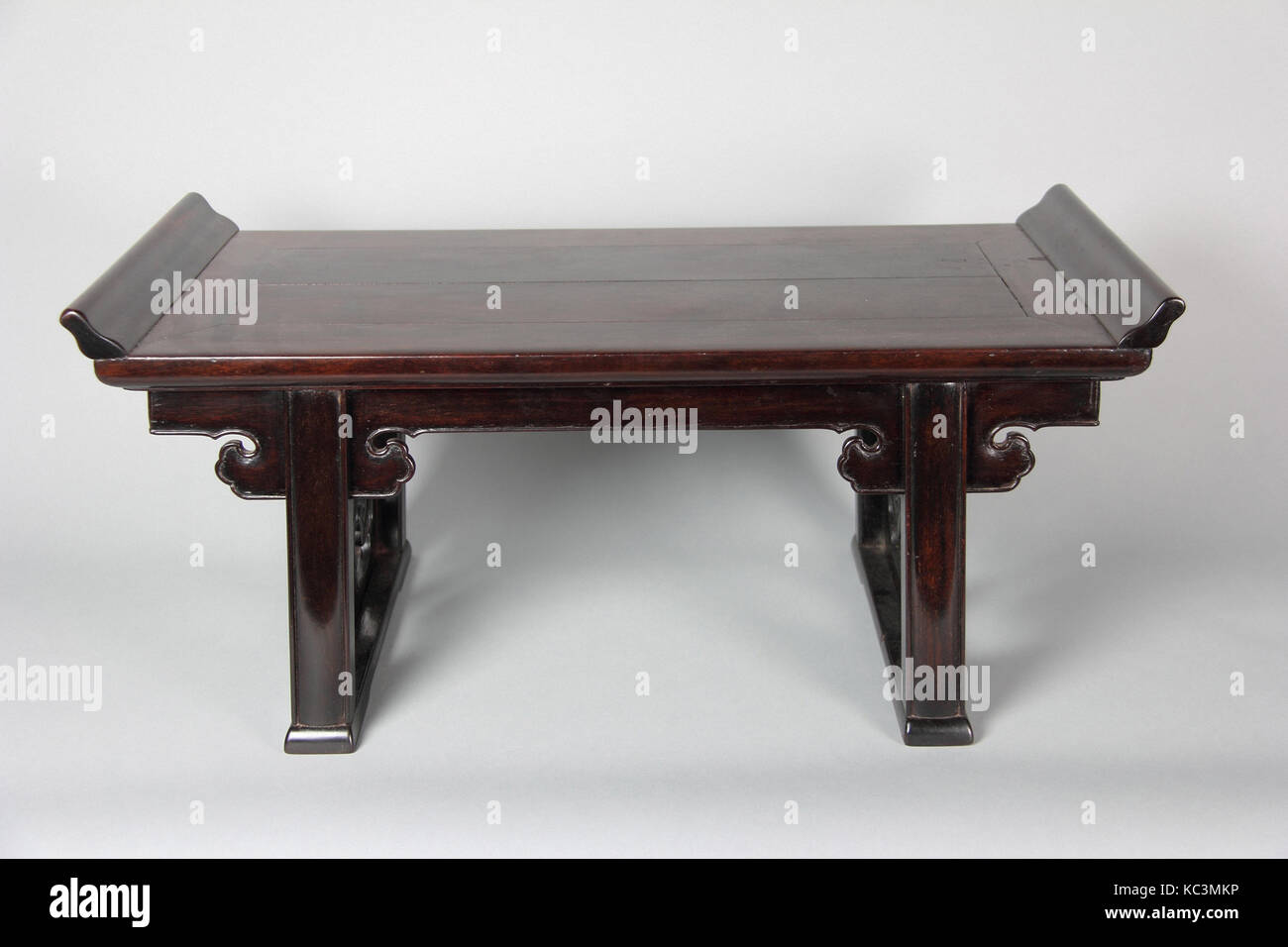 Zitan wood hi-res stock photography and images - Alamy