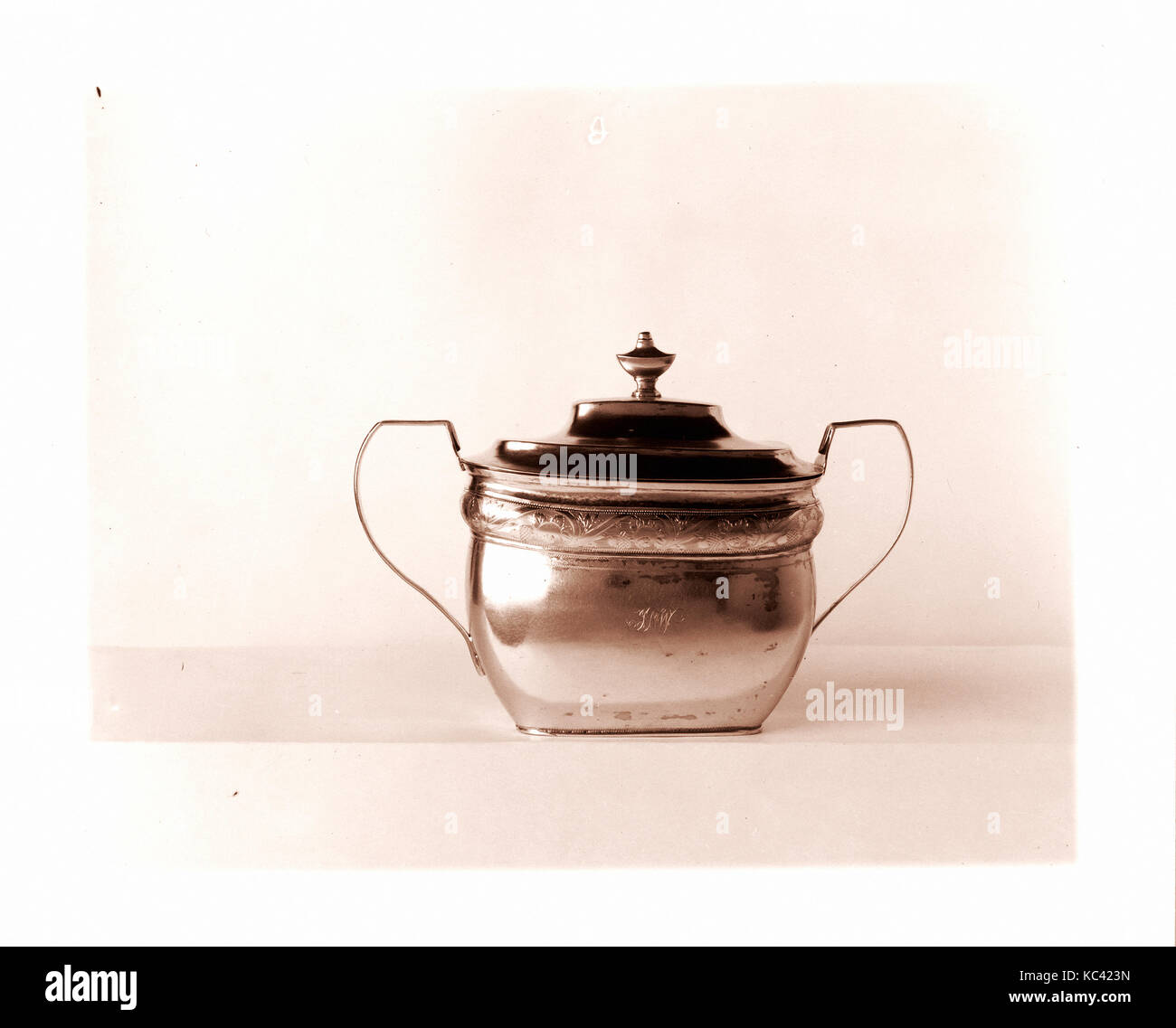 Sugar Bowl, 1800–1810, Made in New York, New York, United States, American, Silver, Overall: 6 3/16 x 8 7/8 x 3 3/4 in. (15.7 x Stock Photo
