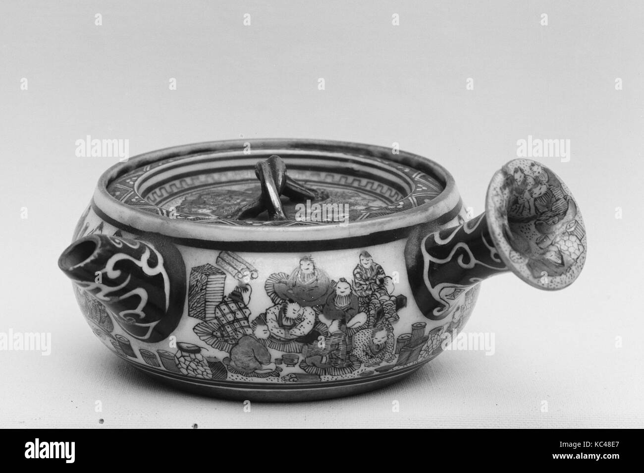 Koto ware hi-res stock photography and images - Alamy