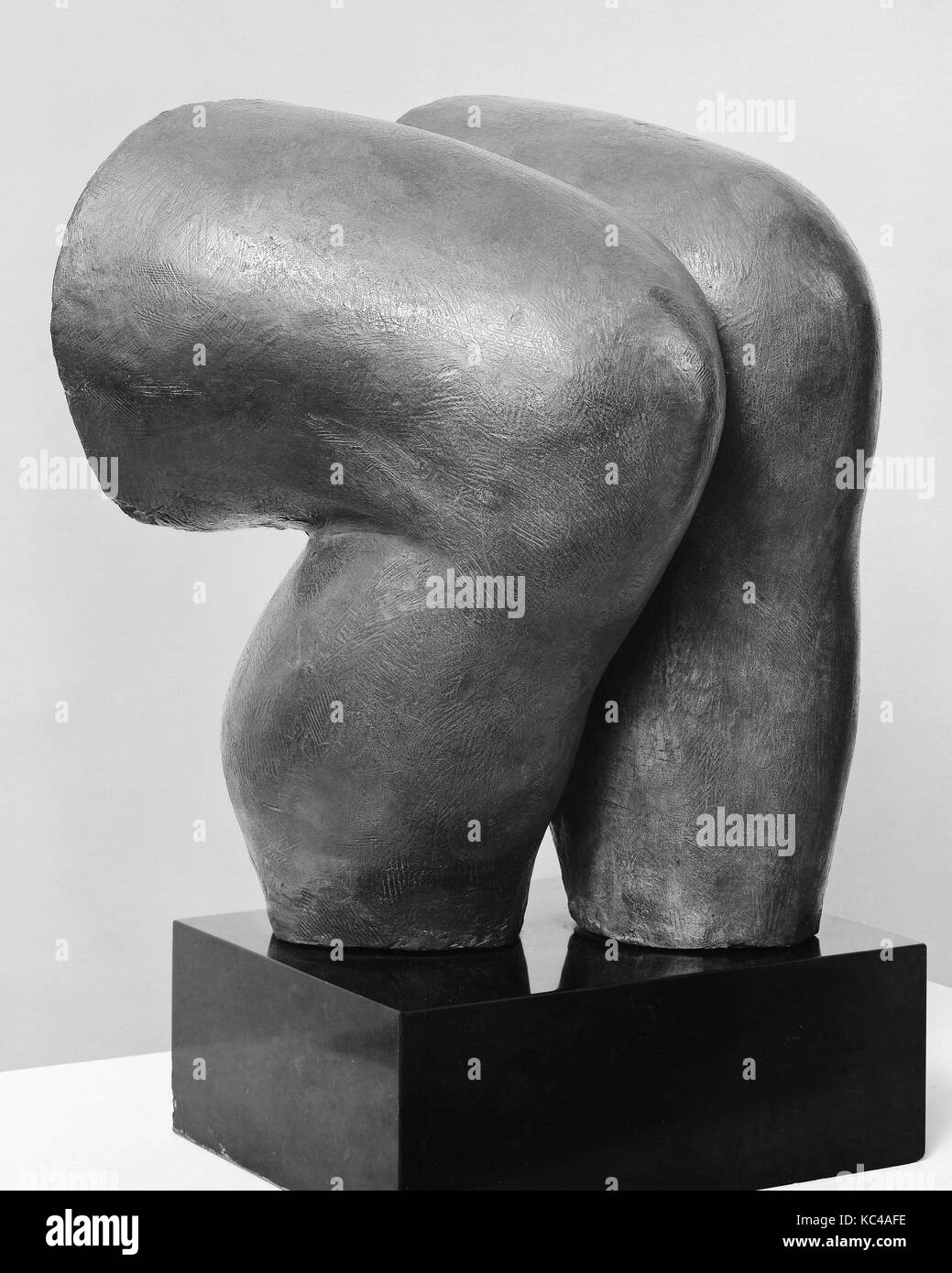 Knees, 1933; cast 1946, Bronze, 13 x 12 1/2 x 11 in. (33 x 31.8 x 27.9 cm), Sculpture, Gaston Lachaise (American (born France Stock Photo
