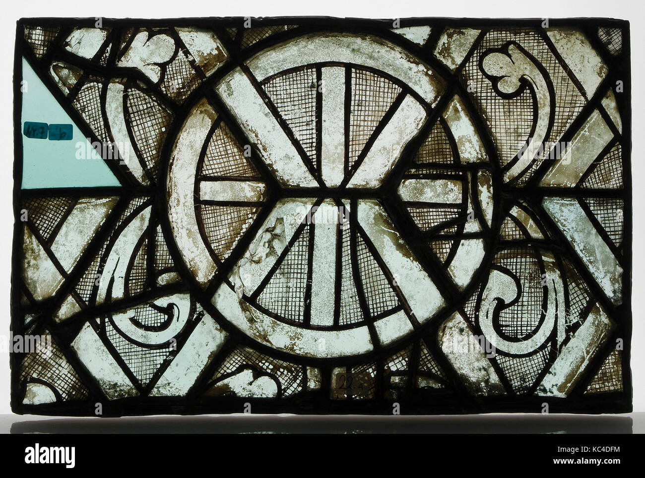 Grisalle Glass Panel, 125070, Made in Bourges, France, French, White