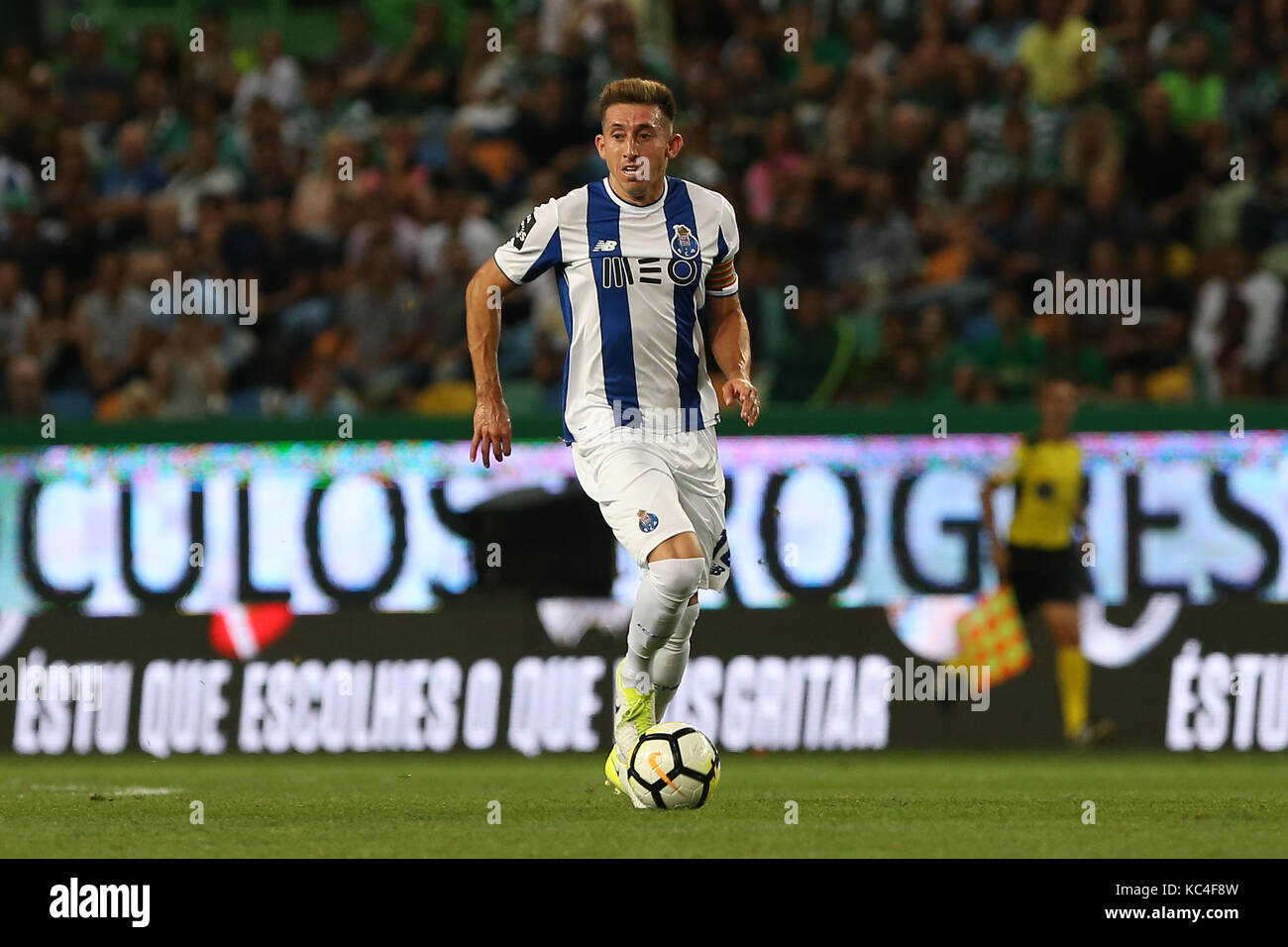 Lisbon, Portugal. 01st Oct, 2017. FC PortoÕs midfielder Hector Herrera from Mexico  during Premier League 2017/18 match between Sporting CP and FC Porto, at Alvalade Stadium in Lisbon on October 1, 2017. (Photo by Bruno Barros / DPI) Credit: Bruno Barros/Alamy Live News Stock Photo