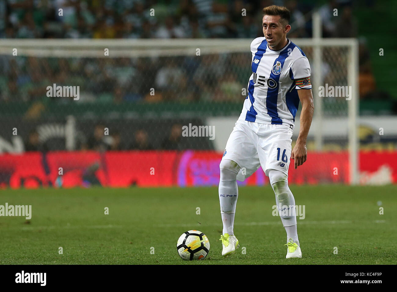 Lisbon, Portugal. 01st Oct, 2017. FC PortoÕs midfielder Hector Herrera from Mexico  during Premier League 2017/18 match between Sporting CP and FC Porto, at Alvalade Stadium in Lisbon on October 1, 2017. (Photo by Bruno Barros / DPI) Credit: Bruno Barros/Alamy Live News Stock Photo