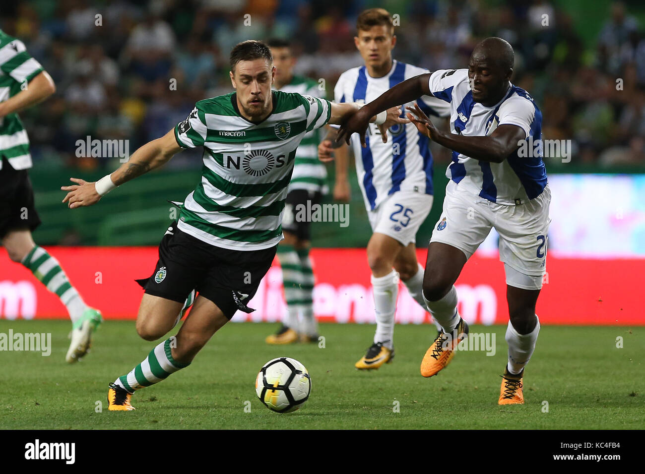 Lisbon, Portugal. 01st Oct, 2017. Sporting«s defender Sebastian Coates from Uruguay (L) and FC PortoÕs midfielder Danilo Pereira from Portugal (R) during Premier League 2017/18 match between Sporting CP and FC Porto, at Alvalade Stadium in Lisbon on October 1, 2017. (Photo by Bruno Barros / DPI) Credit: Bruno Barros/Alamy Live News Stock Photo