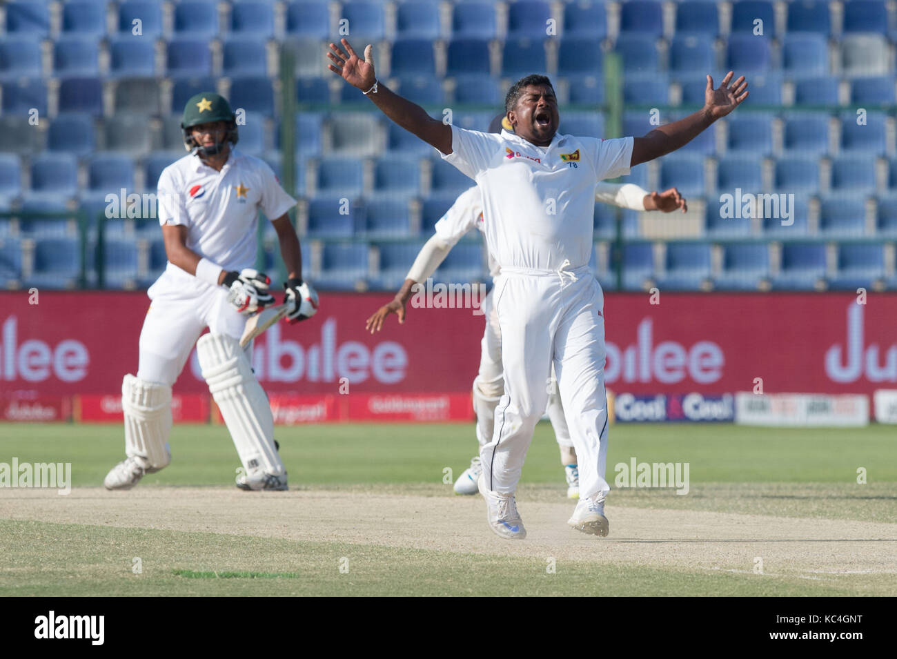 Abu Dhabi, UAE. 2nd Oct, 2017. Sri Lankan Left arm Bowler Rangana ...