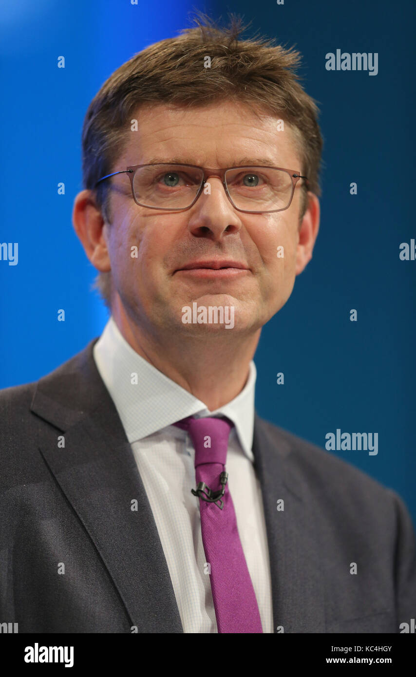 Greg Clark Mp Secretary Of State For Business, Energy And Industrial Strategy Conservative Party Conference 2017 Manchester Central, Manchester, England 02 October 2017 Addresses The Conservative Party Conference 2017 At Manchester Central, Manchester, England Credit: Allstar Picture Library/Alamy Live News Stock Photo