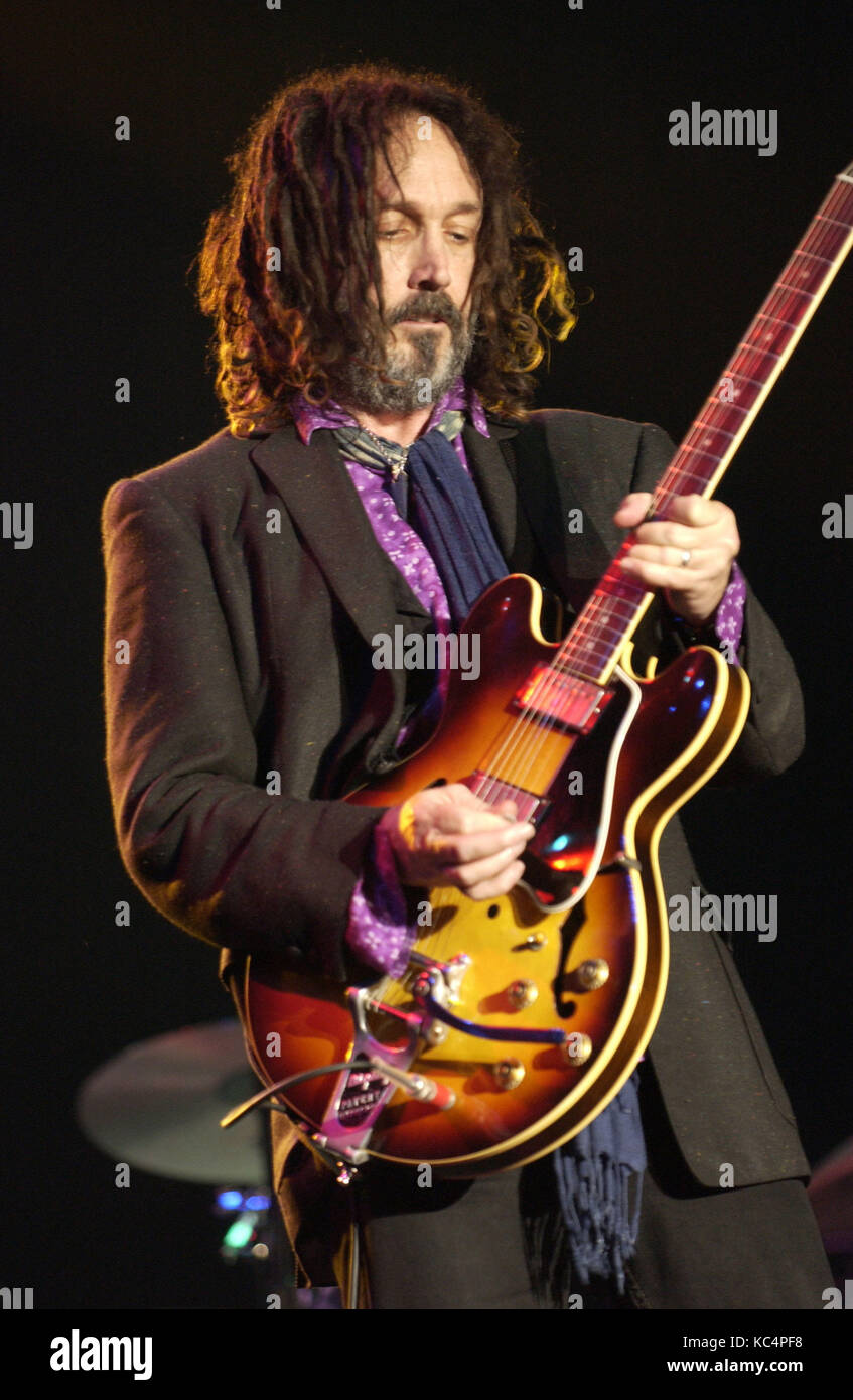 Manchester, Tennessee, USA. 16th June, 2006. MIKE CAMPBELL, lead