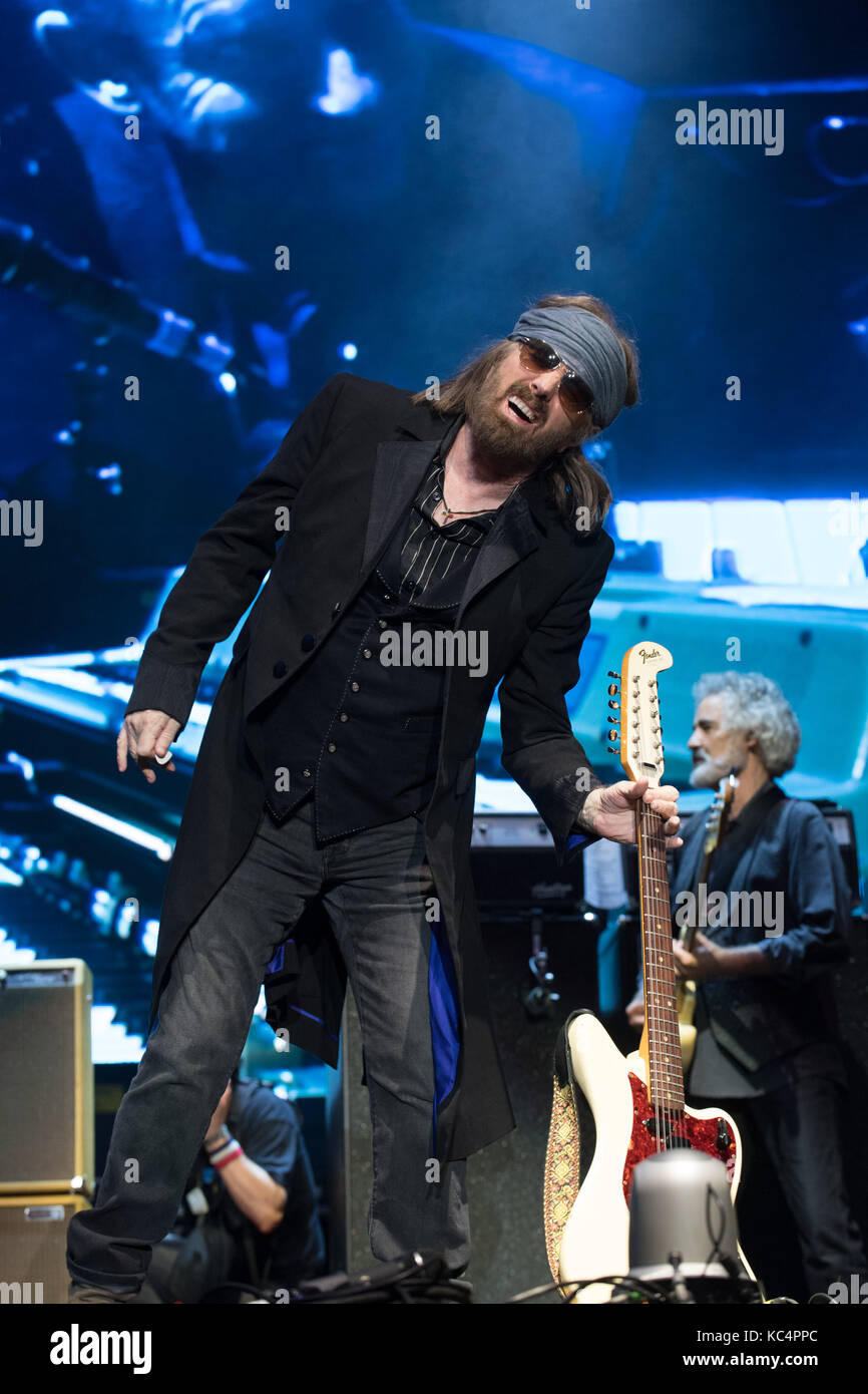 May 27, 2017 - May 27, 2017 - Napa, California, USA - Tom Petty & The Heartbreakers perform live at BottleRock Festival. (Credit Image: © Jerome Brunet/ZUMA Wire) Stock Photo