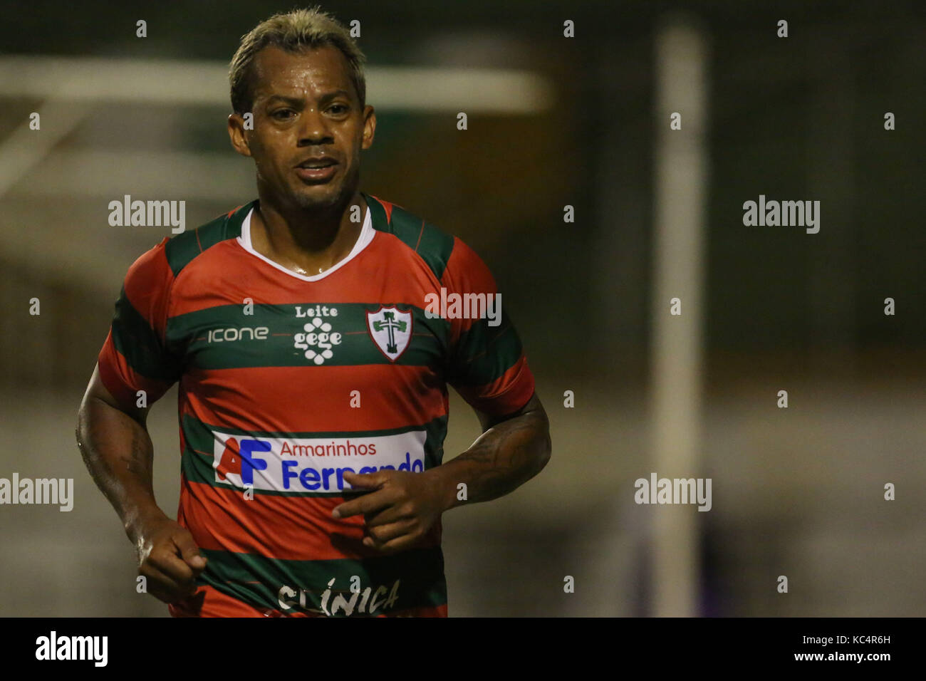 SÃO PAULO, SP - 02.10.2017: PORTUGUESA X XV DE PIRACICABA - Marcelinho Paraíba during the match between Portuguese and XV of Piracicaba valid for the 2017 Paulista Cup, held at the Canindé Stadium in the northern area of ??São Paulo (SP). (Photo: Jales Valquer/Fotoarena) Stock Photo