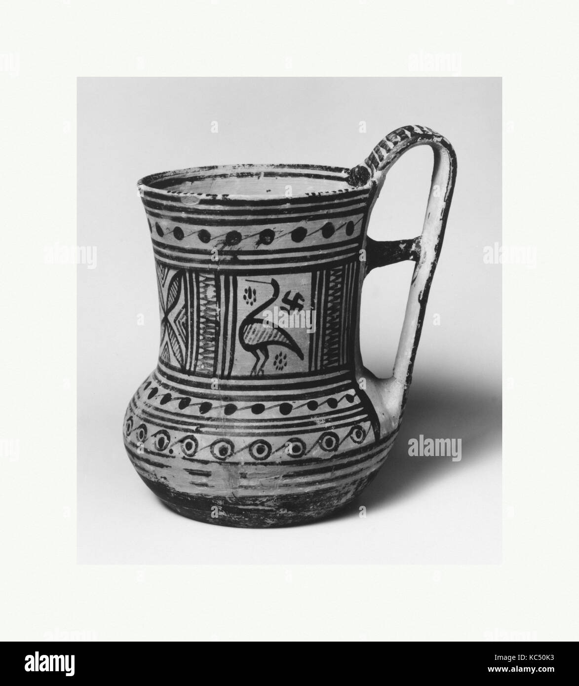 Terracotta tankard, 4th quarter of the 8th century B.C Stock Photo