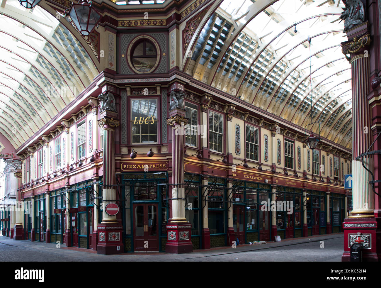 Historic Leadenhall Market London used as the set for Diagon Alley in ...
