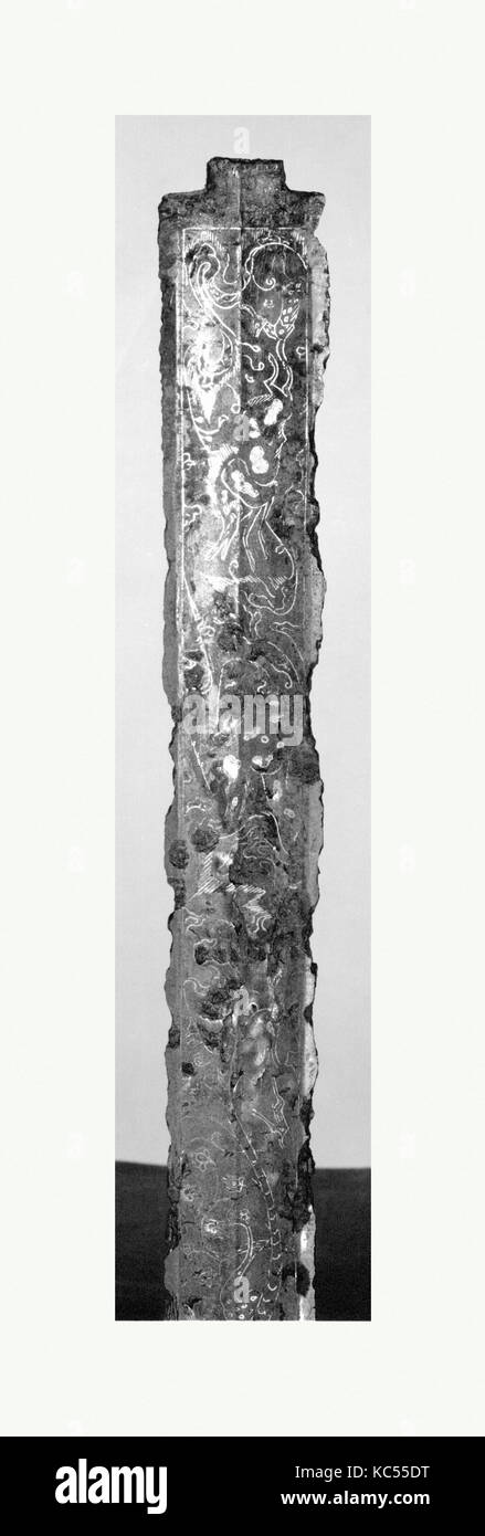 西漢 錯金銀青銅劍, Sword Blade, Western Han dynasty (206 B.C.–A.D. 9), China, Bronze inlaid with gold and silver, L. 20 1/4 in. (51.4 Stock Photo