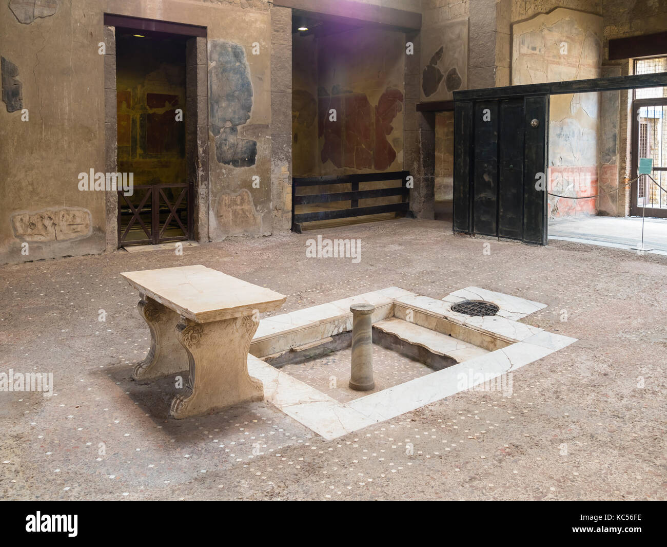 Herculaneum, Casa del Tramezzo di Legno, excavation site, Gulf of Naples, Campania, Italy Stock Photo
