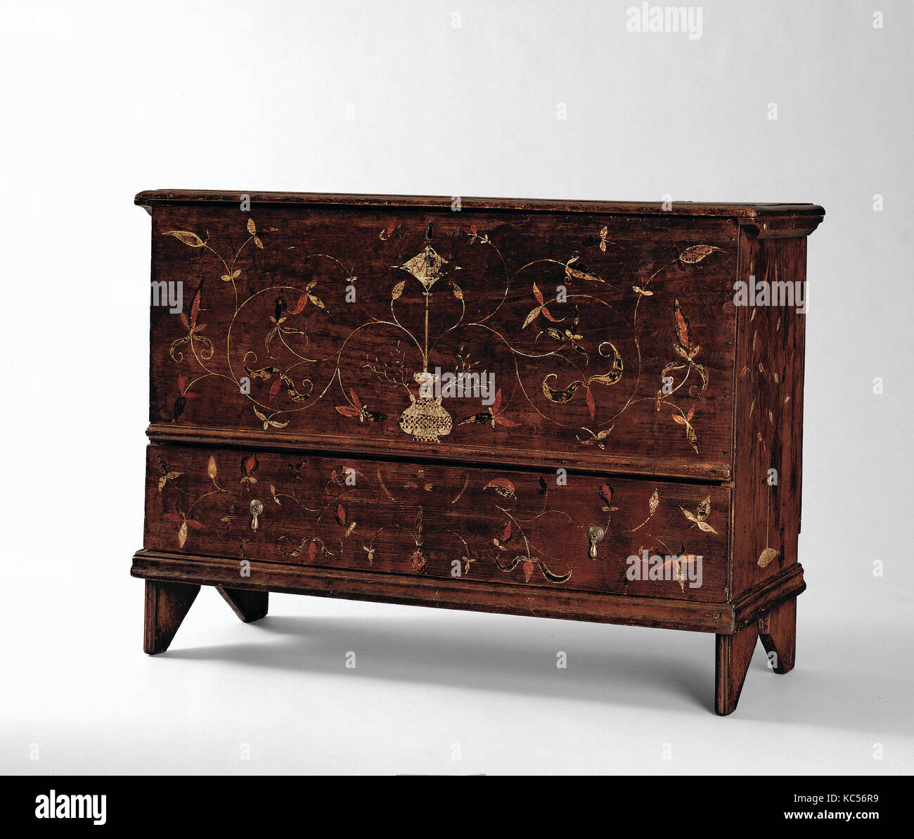 Chest with drawer, 172035, Possibly made in Saybrook, Connecticut, United States; Possibly made