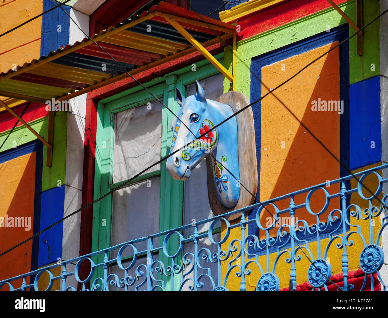 Colourful horse head sculpture, Caminito, La Boca, Buenos Aires, Argentina Stock Photo