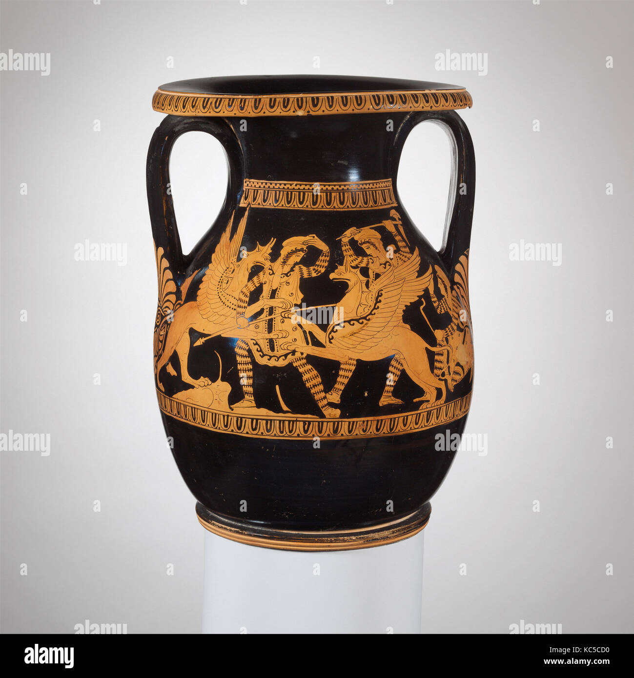 Terracotta pelike (wine jar), Late Classical, ca. 375–350 B.C., Greek, Attic, Terracotta; red-figure, H. 11 in. (28 cm), Vases Stock Photo