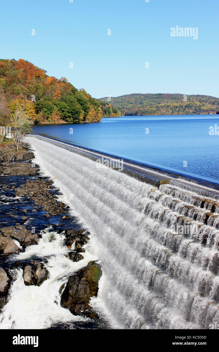 Croton Reservoir at Croton Park Stock Photo Alamy