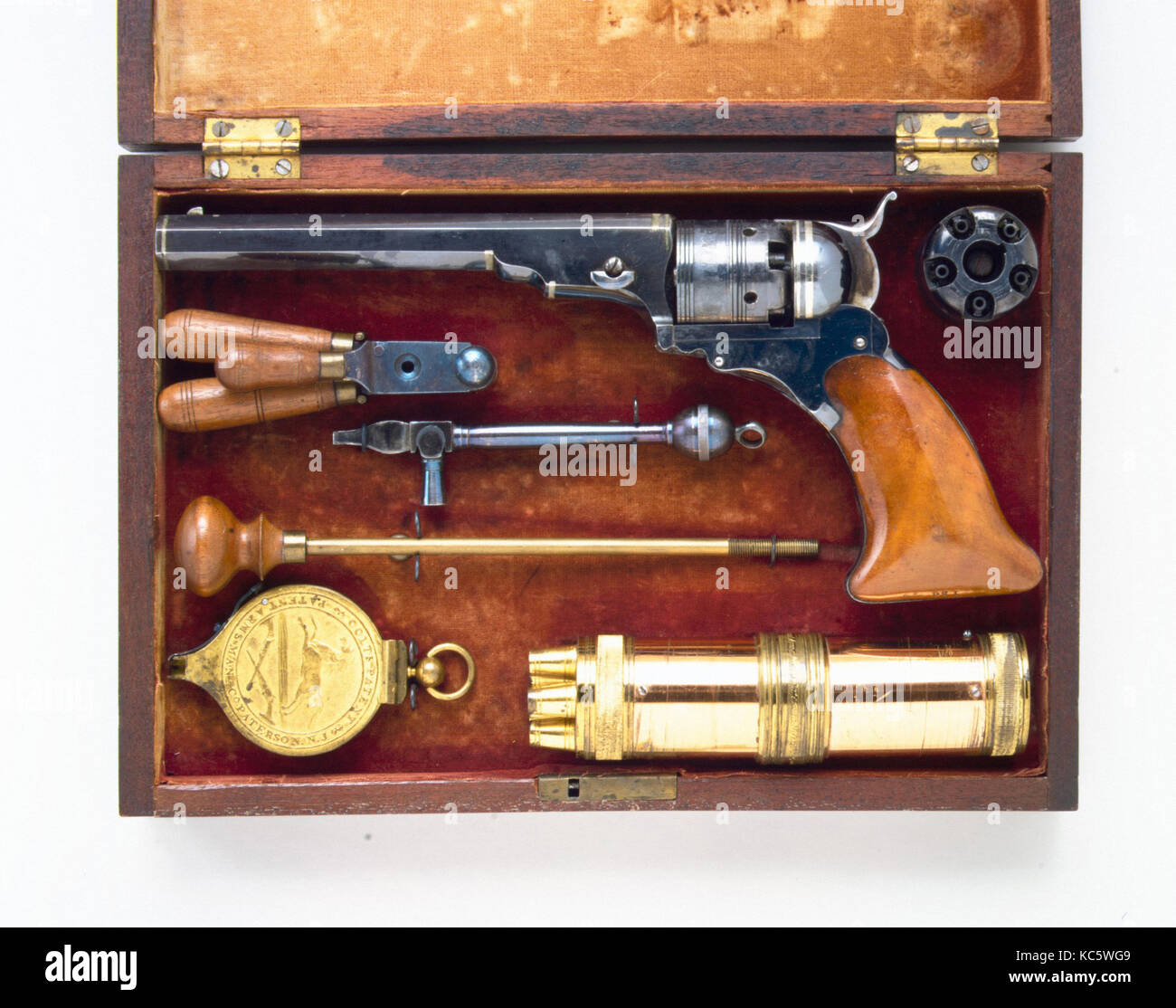 Colt Paterson Percussion Revolver, No. 3, Belt Model, Serial no. 156, with Case and Accessories, ca. 1838 Stock Photo