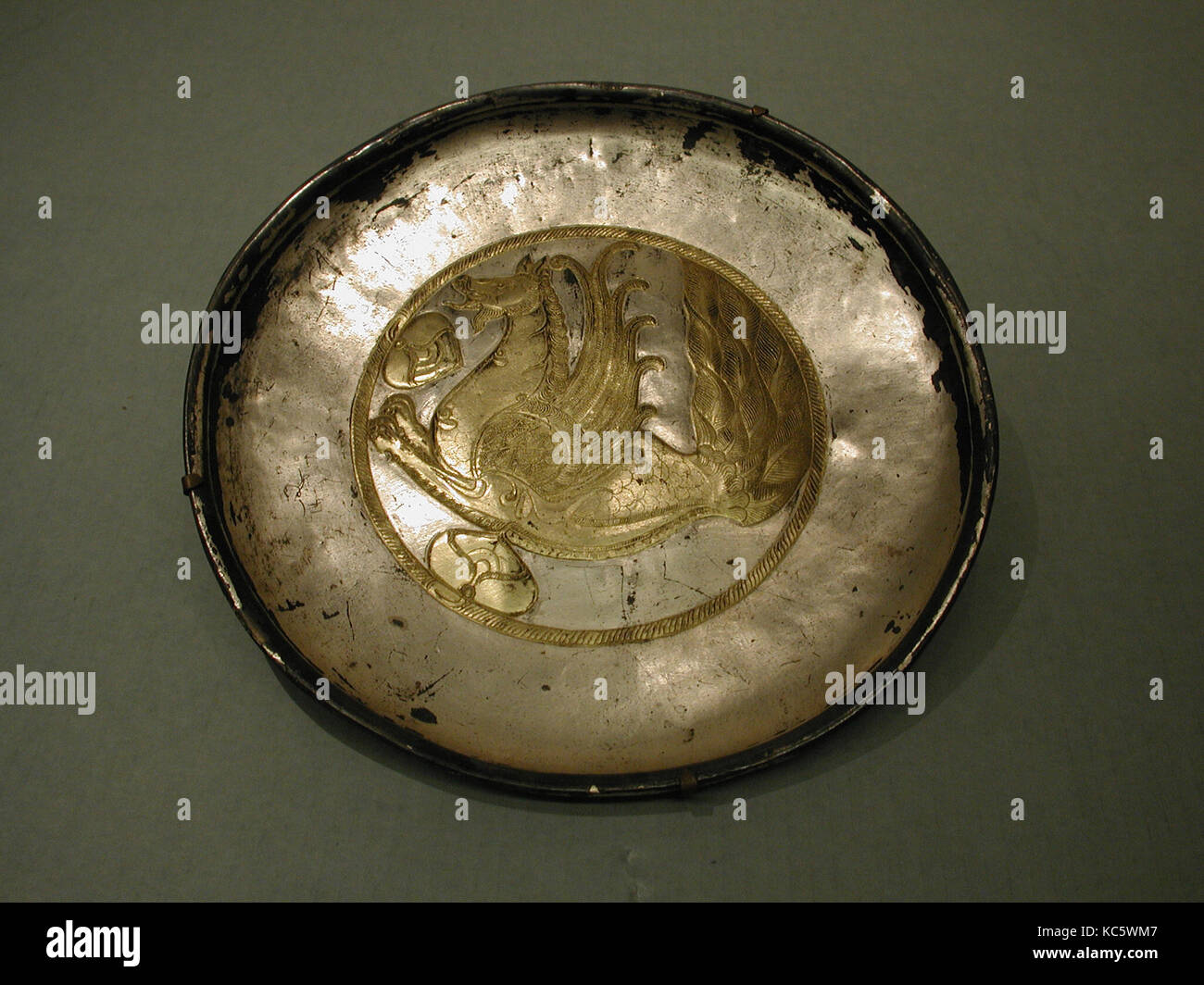 Plate, 19th century, Attributed to England, Birmingham, Plated base