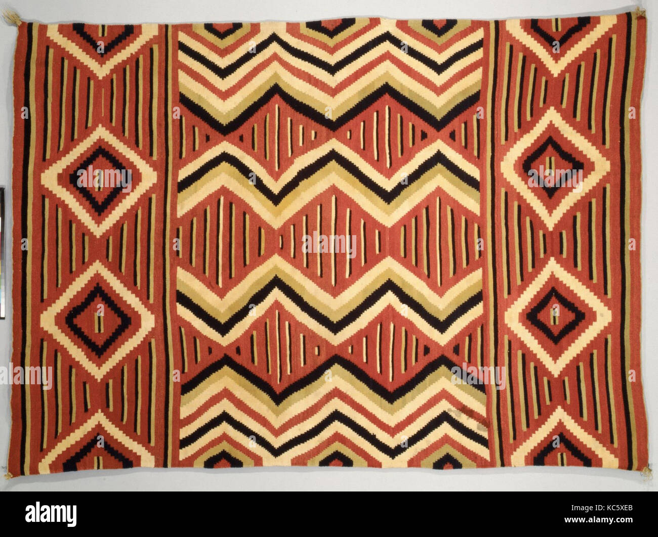 Wearing Blanket, 186070, United States, Arizona or New Mexico, Navajo