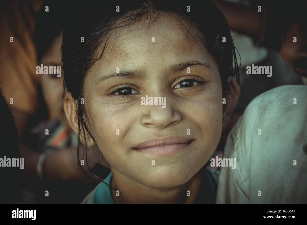 Teen girl indian portrait hi-res stock photography and images - Alamy