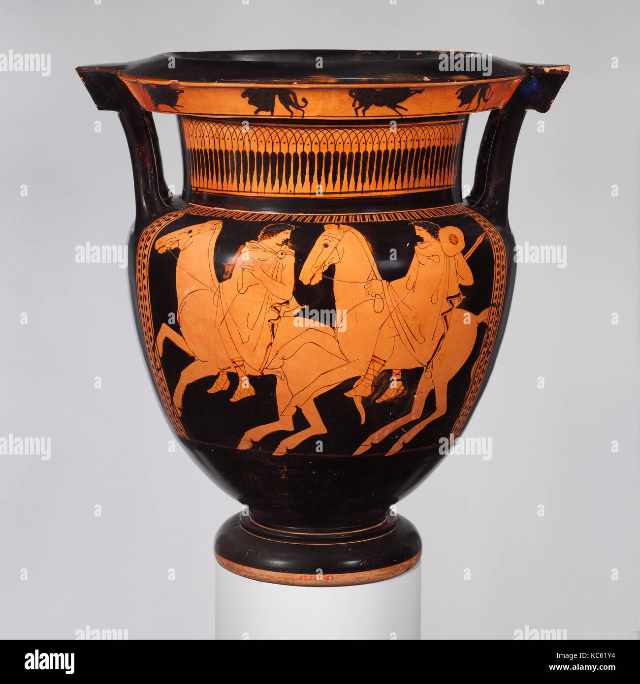 Terracotta column-krater (bowl for mixing wine and water), ca. 430 B.C Stock Photo