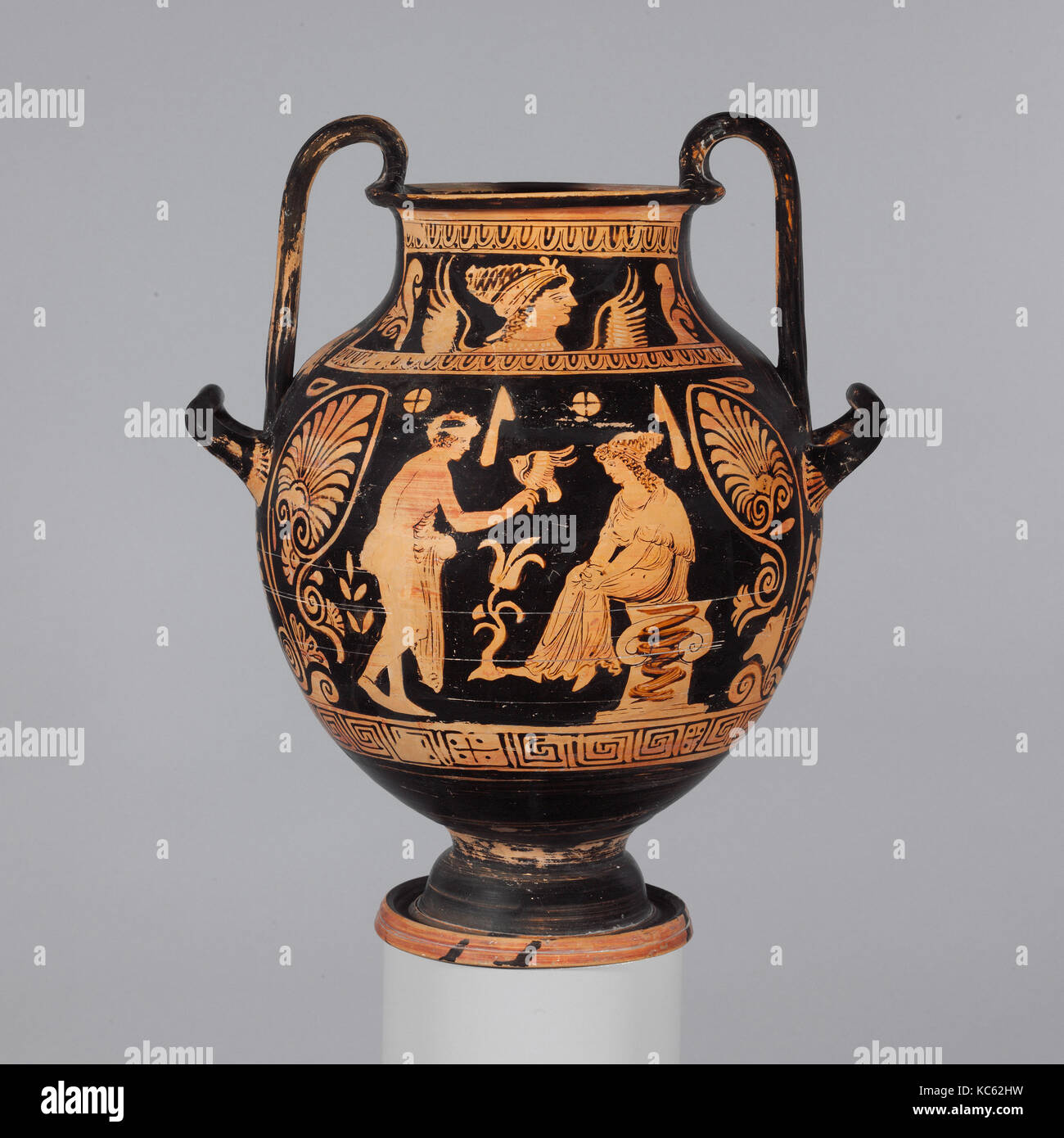 Terracotta nestoris (two-handled jar), ca. 360–350 B.C Stock Photo