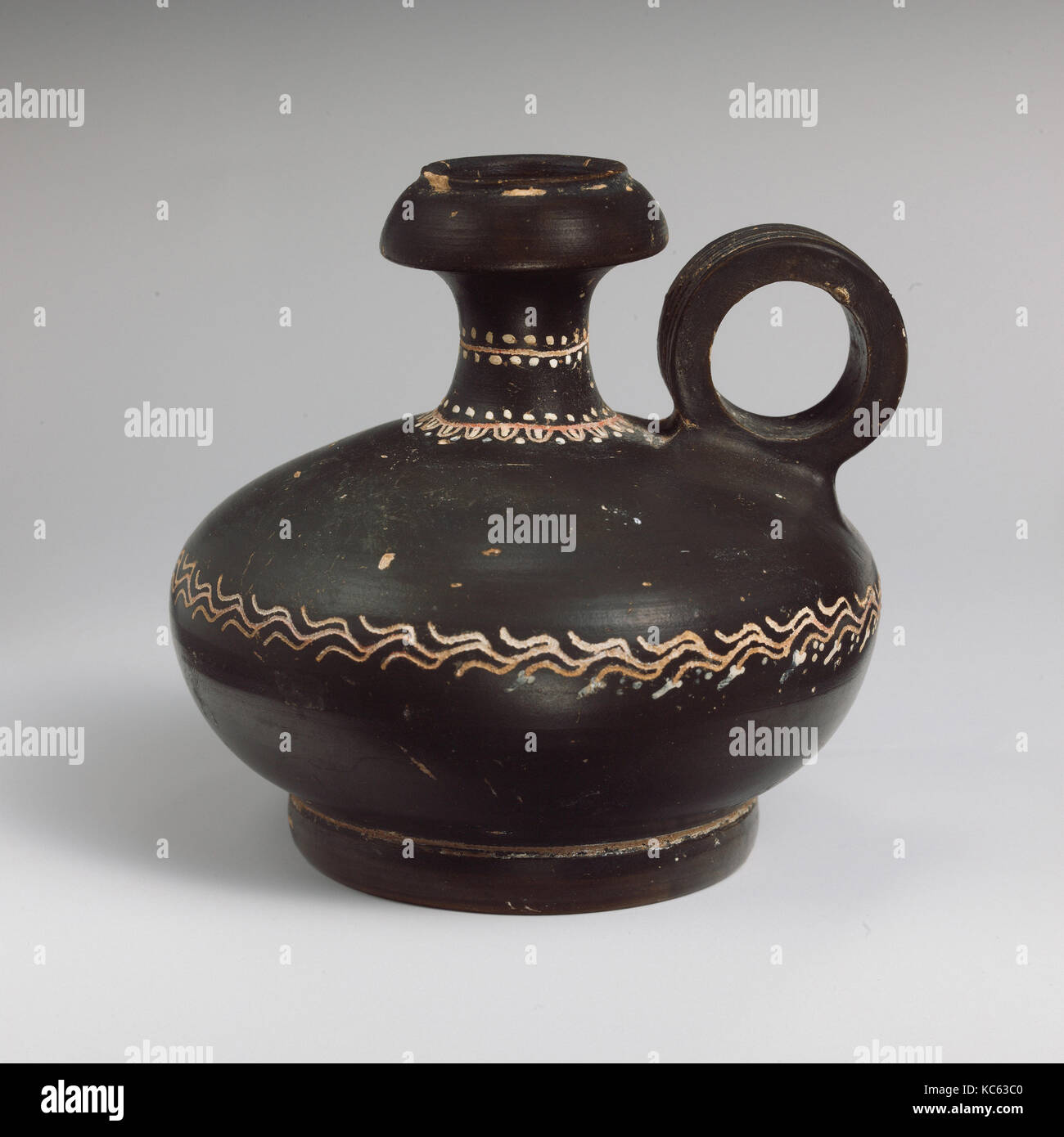 Terracotta squat lekythos (oil flask), ca. 330–300 B.C Stock Photo