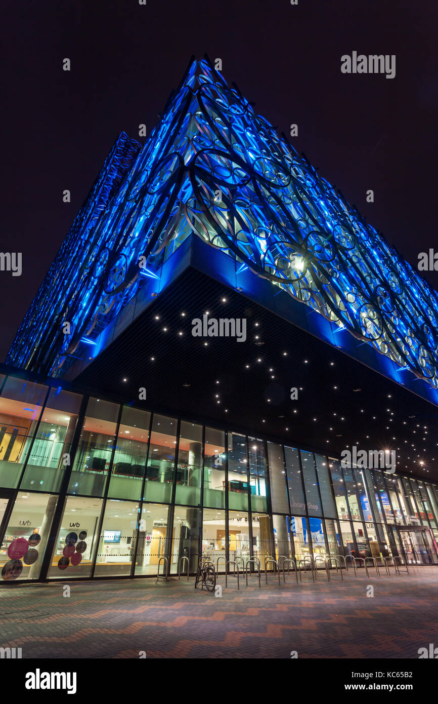 Night time view of The New Library in Birmingham UK Stock Photo
