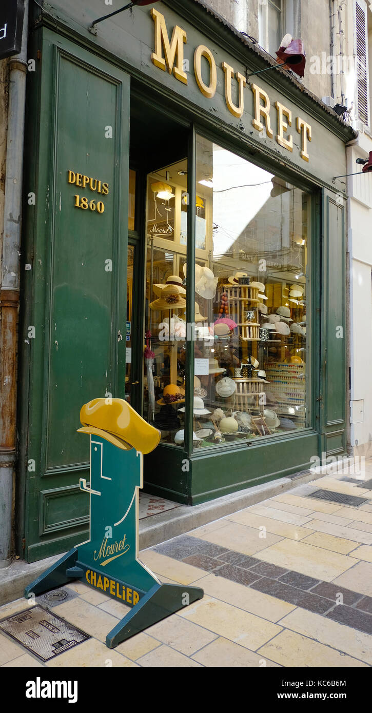 In french hat shop hi res stock photography and images Alamy