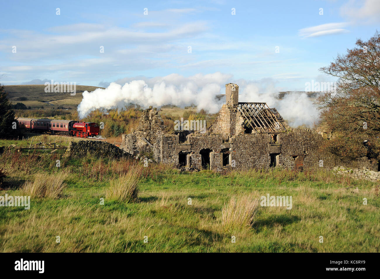 71515 passes the ruins of Ty Rheinallt farm with a "Ghost train" for Whistle Inn. Pontypool and