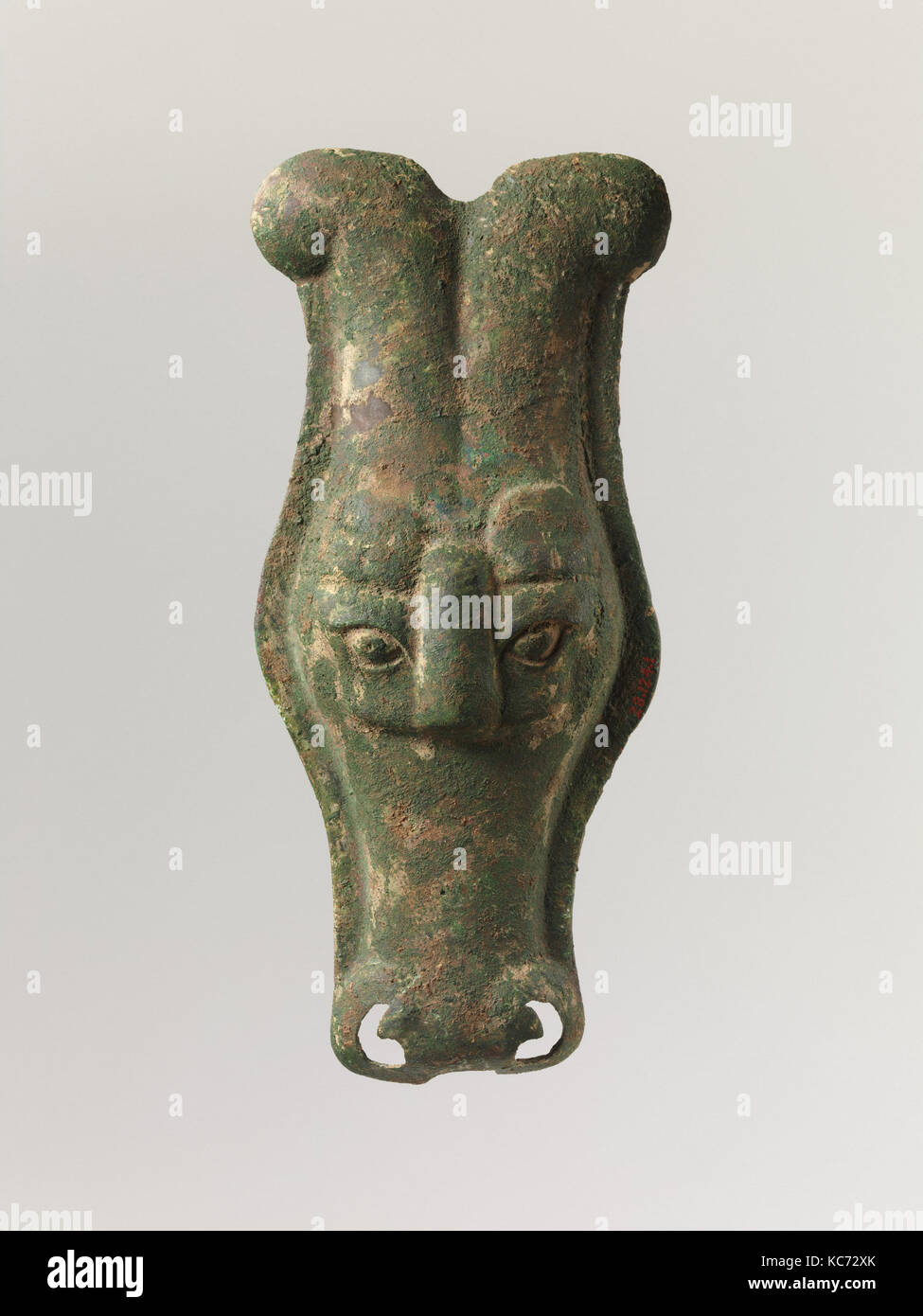 Horse Mask, mid-Western Zhou dynasty (1046–771 B.C.), China, Bronze, H. 8 1/4 in. (21 cm); W. 3 1/2 in. (8.9 cm), Metalwork Stock Photo