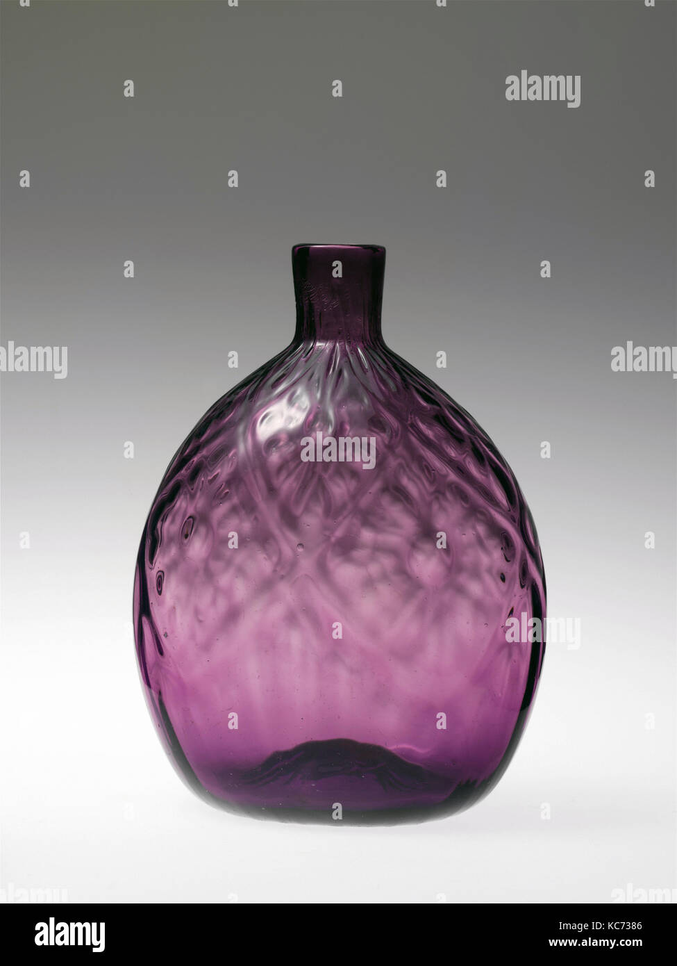 Pocket bottle, Attributed to American Flint Glass Manufactory, 176974