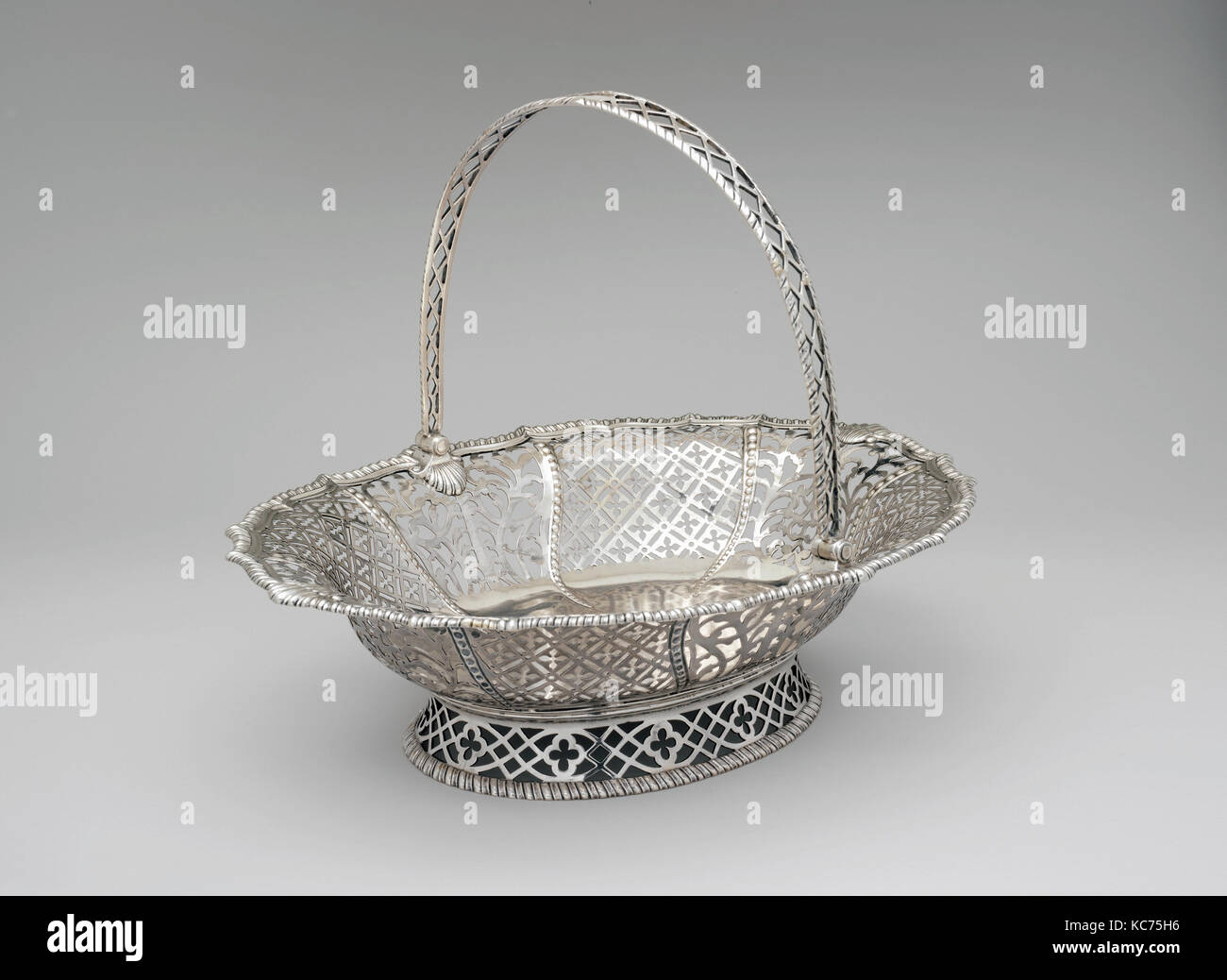 Basket, 1770–76, Made in New York, New York, United States, American, Silver, 11 3/16 x 14 7/16 x 11 3/8 in. (28.4 x 36.7 x 28.9 Stock Photo