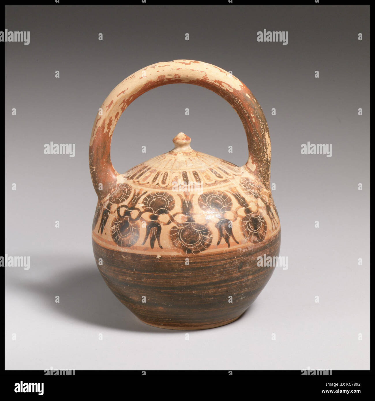 Terracotta siphon, Archaic, 6th century B.C., Greek, Boeotian, Terracotta; black-figure, H. 6 in. (15.2 cm); diameter 4 3/8 in Stock Photo