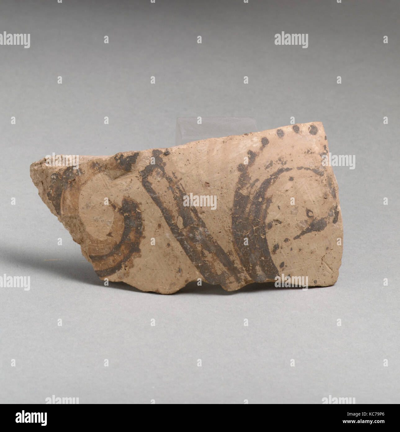Terracotta vessel fragment with floral motif, ca. 1600–1450 B.C Stock Photo