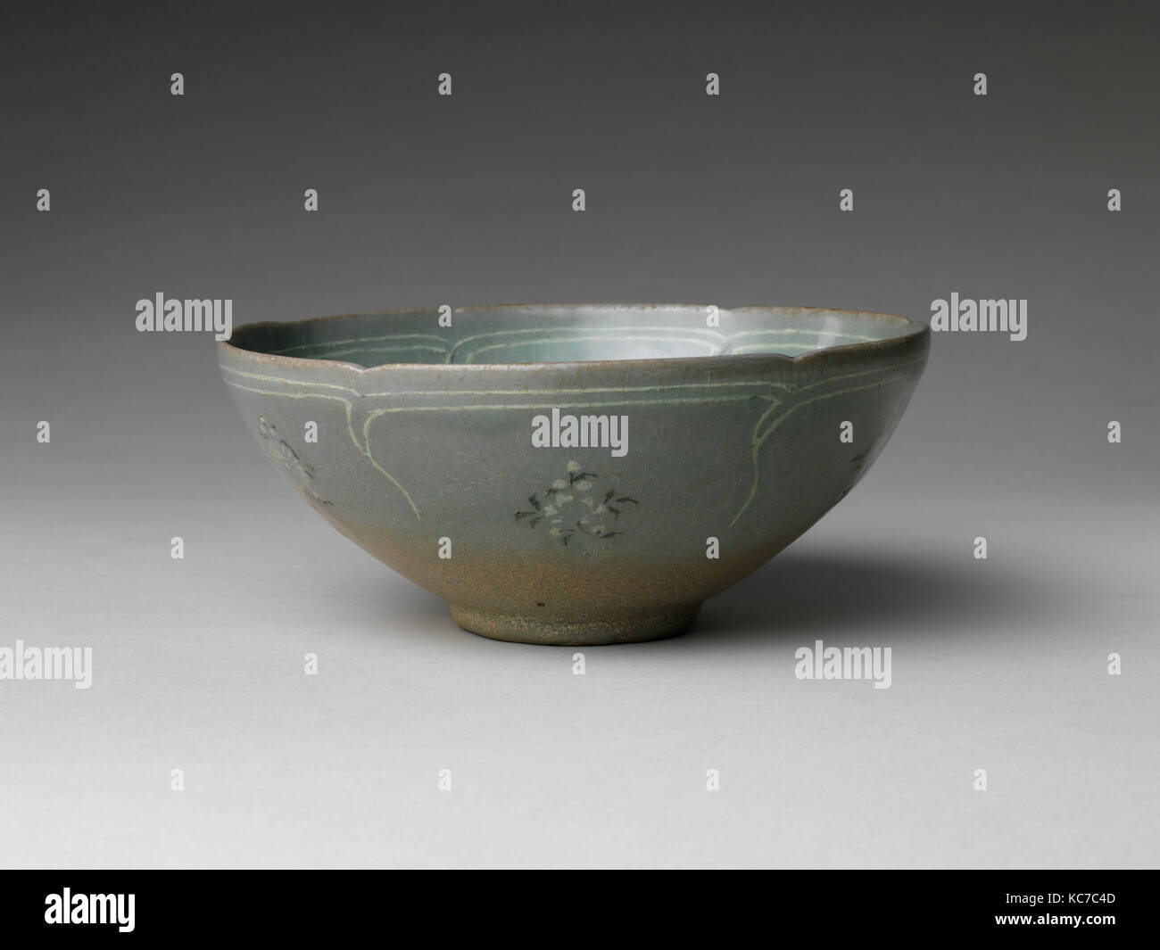 Bowl with Foliate Rim, second half of the 12th century Stock Photo