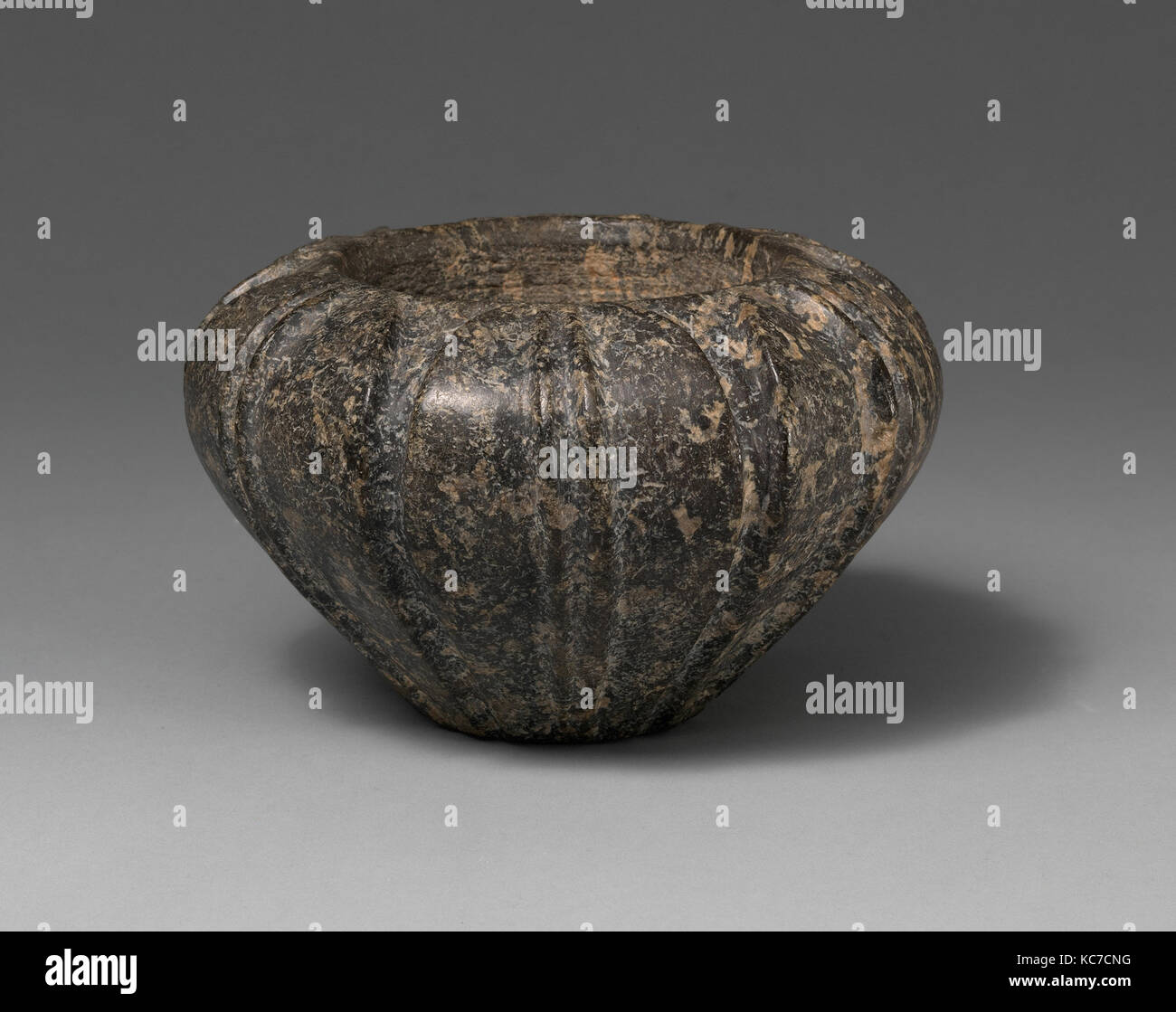 Serpentine Blossom Bowl Late Minoan I Ca 1600 1450 B C Minoan
