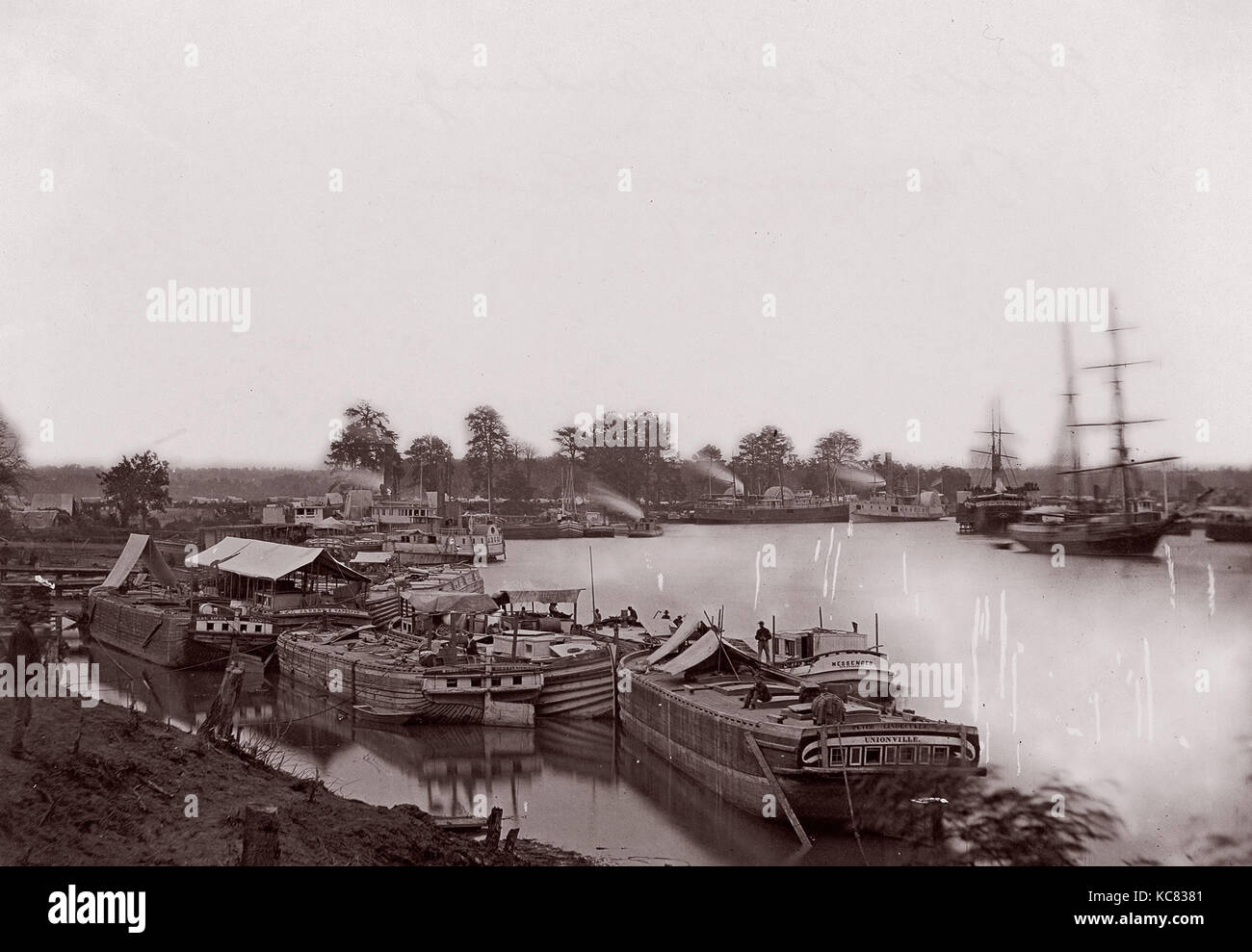 White House Landing, Pamunkey River, Timothy H. O'Sullivan, 186165