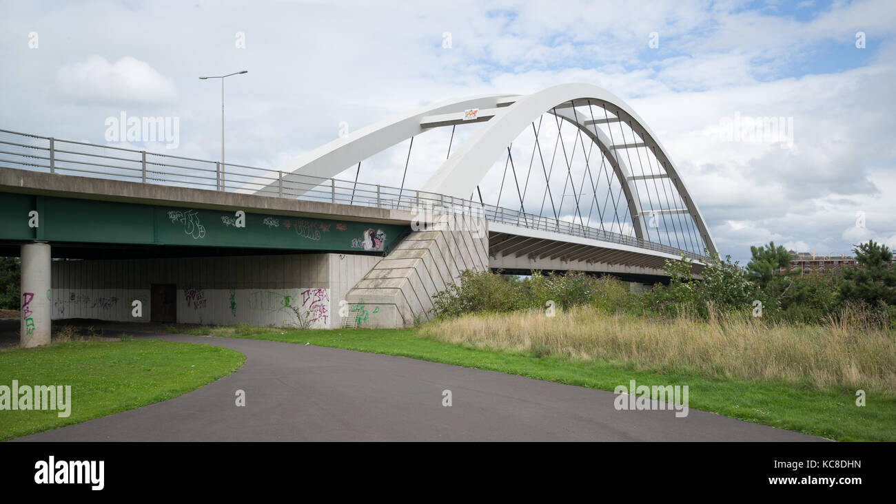 Bowstring girder bridge hires stock photography and images Alamy
