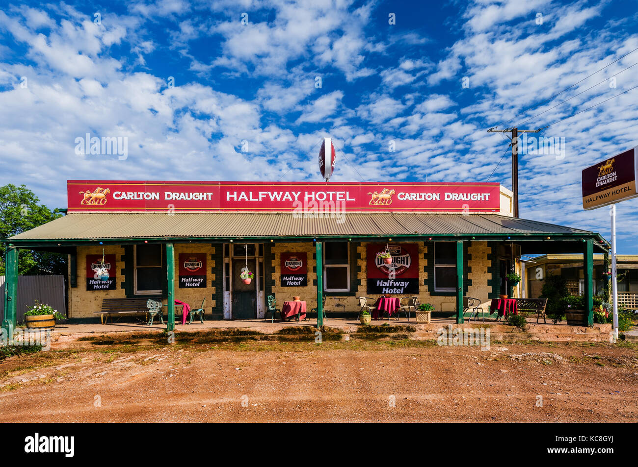 Halfway Hotel right at the Barrier Highway from South Australia to New