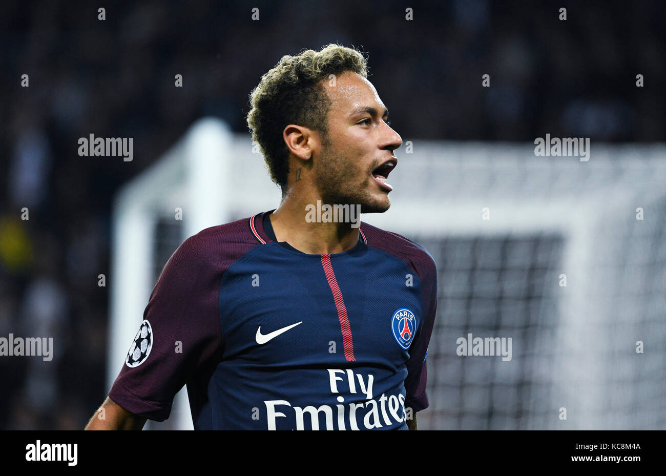 Neymar jr. 2017 hi-res stock photography and images - Page 3 - Alamy