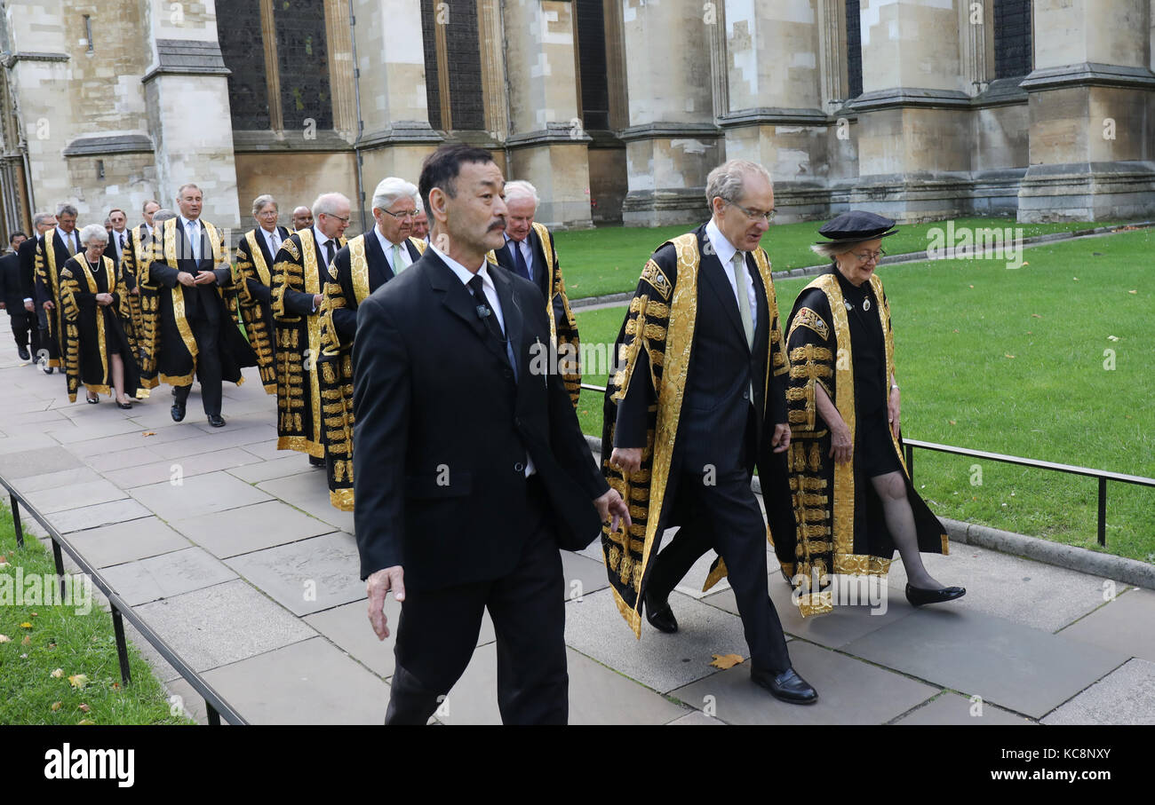 Lord chief justice robes hi-res stock photography and images - Alamy